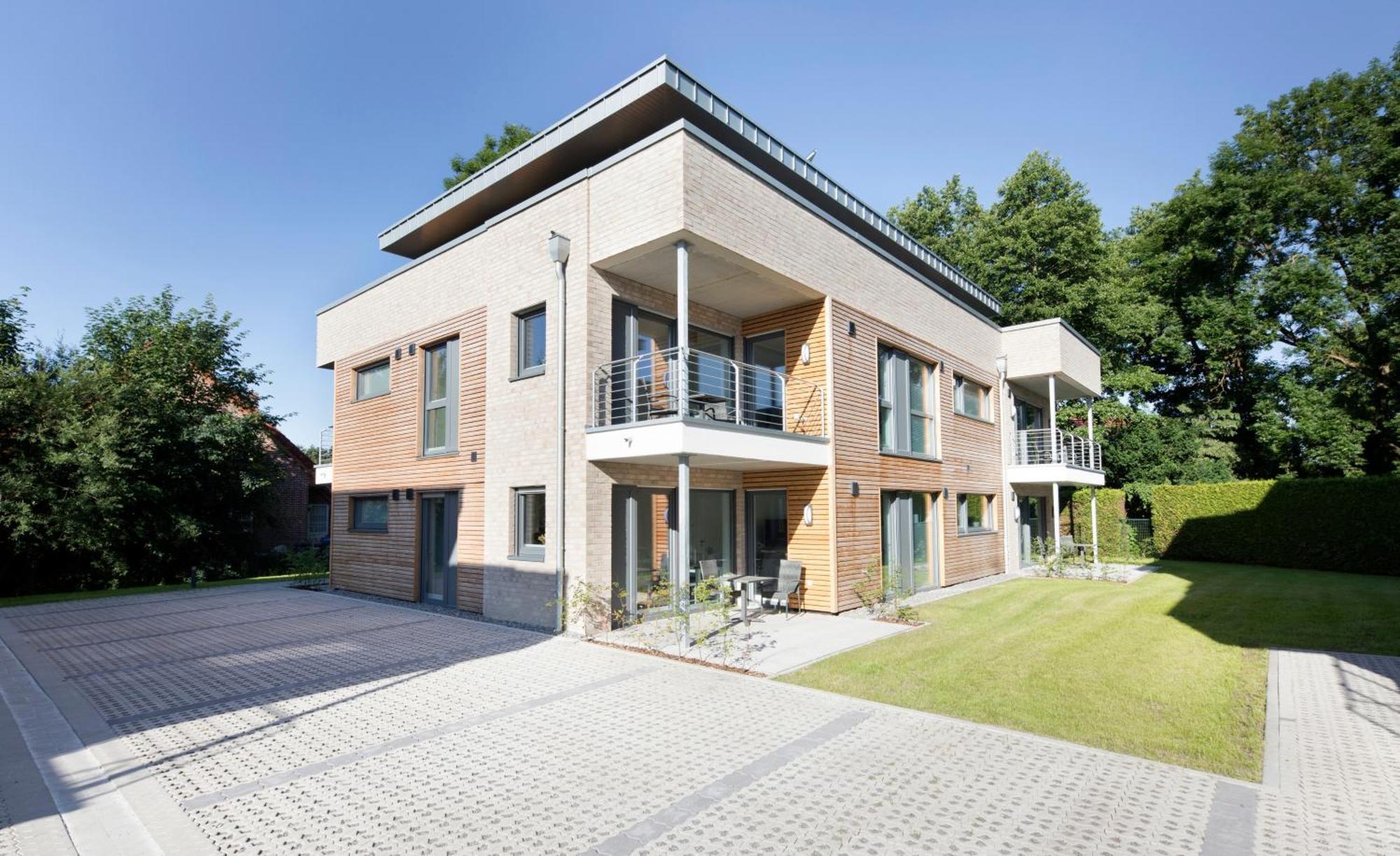 5 Block Queen Papenburg Exterior photo